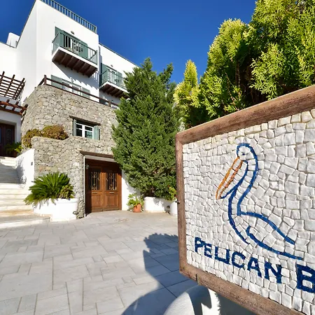 Pelican Bay 4*