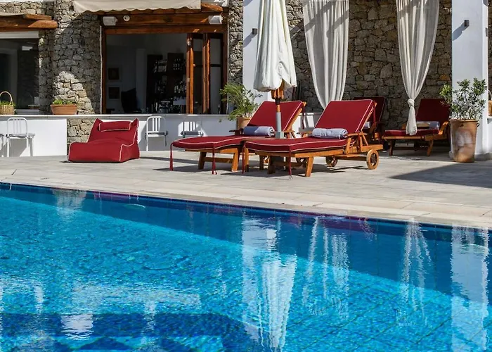 Pelican Bay ホテル