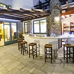 Pelican Bay Otel 4*