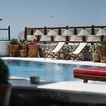 Pelican Bay Otel 4*