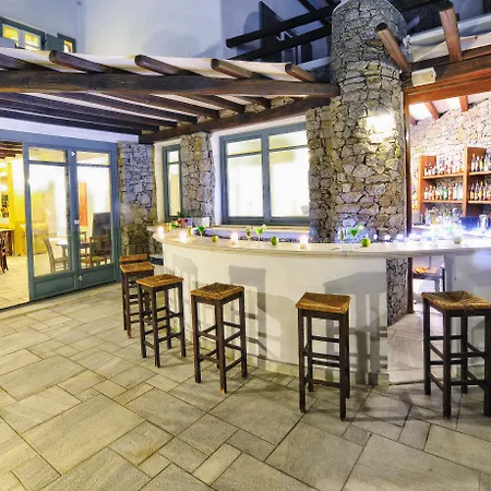 Pelican Bay 酒店 4*